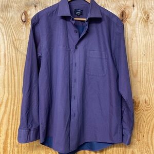 Alfani regular fit men’s button down shirt. Size 34-35 neck 16-161/2.